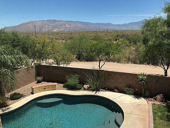 2nd image of 7581 S Laurel Willow Dr