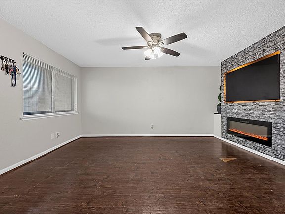 5th image of 12020 Mighty Oak Dr #B