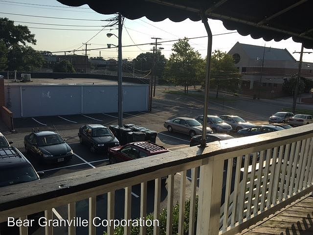 2nd image of 2006 Idlewood Ave APT C