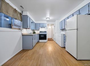 6 Douglas Ln, Pueblo, CO 81001