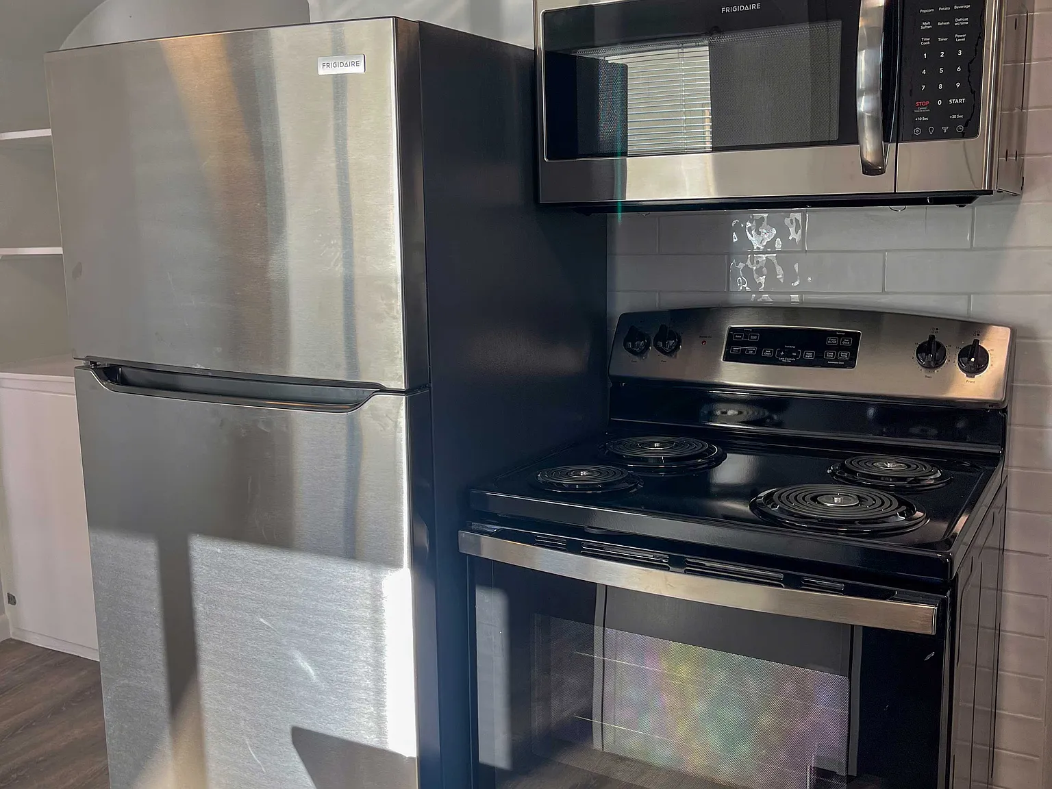 4 bed, 1917 sqft, $2,200 — Photo 4