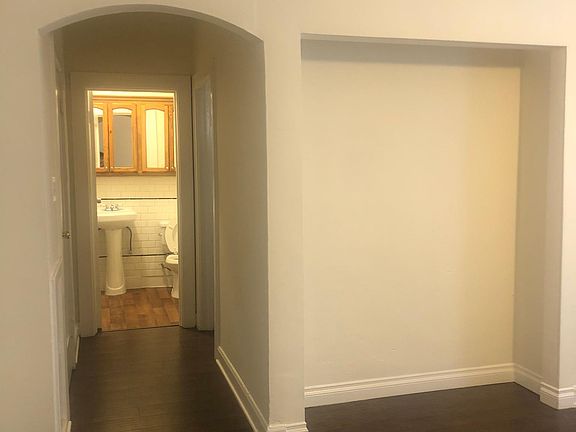4th image of 1823 Garfield Pl #203