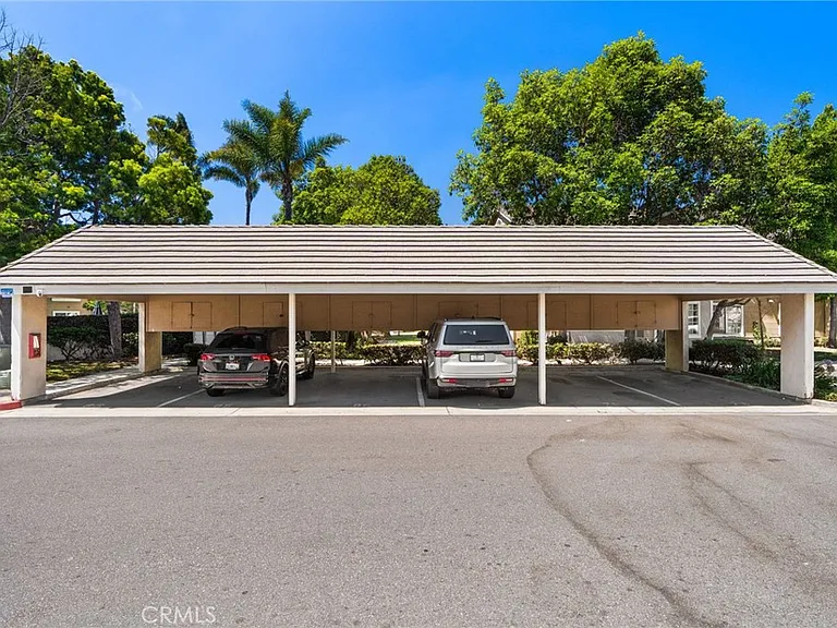 3860 Amberly Dr — Photo 25