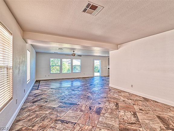 5th image of 11753 Villa Malaparte Ave