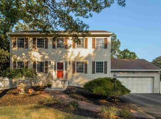 1 Kellerhause Dr, Poughkeepsie, NY 12603