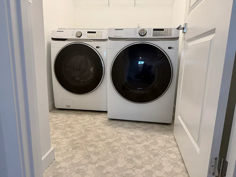 270 Arthur Ln — Photo 6