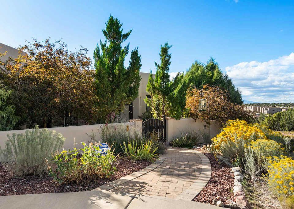 1st image of 5 Camino Ventura
