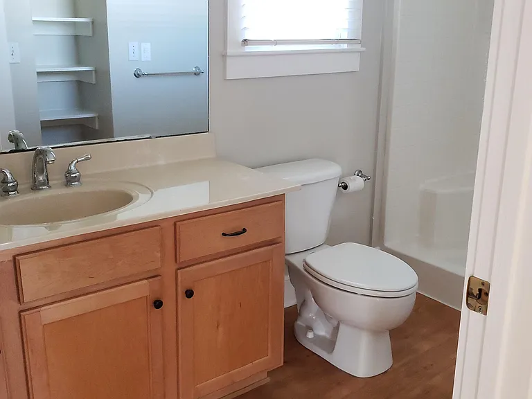 35 E 2nd St — Photo 7