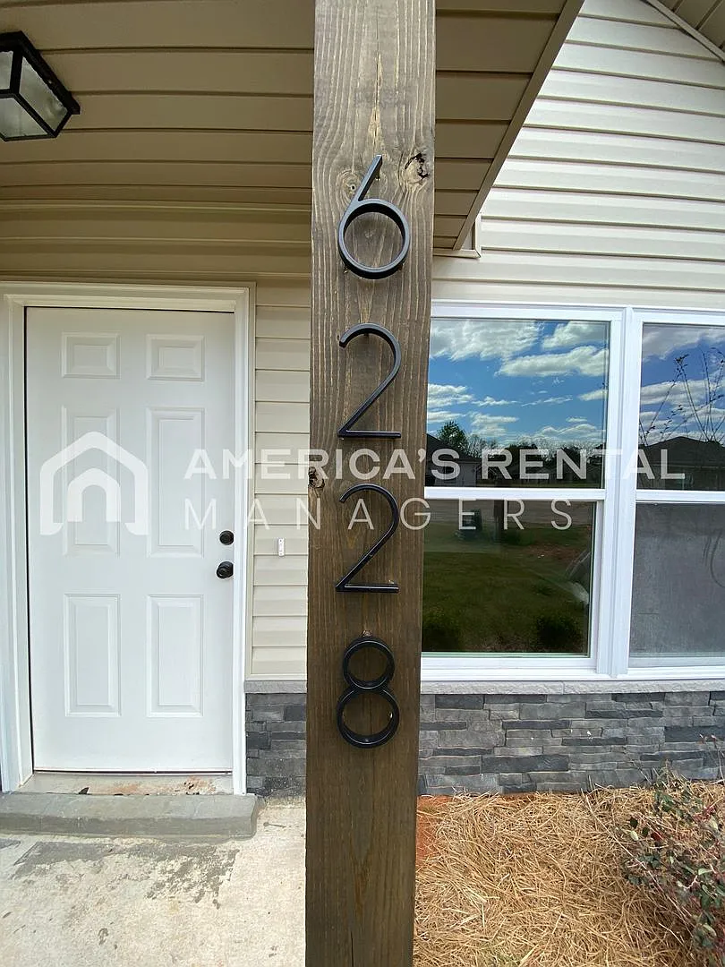 Deposit Pending Home For Rent In Montgomery Coming Soon!! — Photo 3