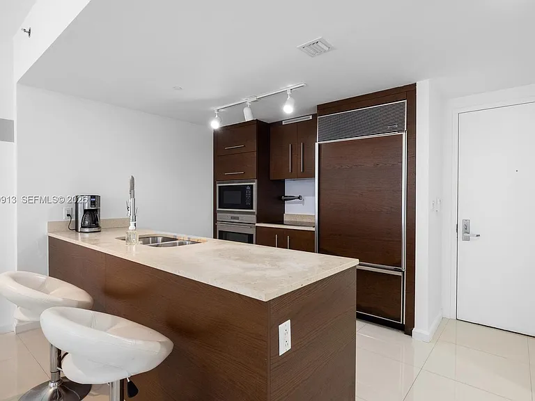 475 Brickell Ave #2611 — Photo 5