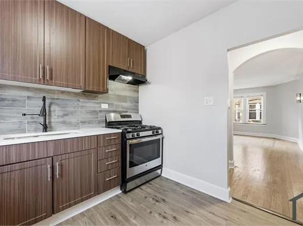 8214 S Drexel Ave, Chicago, IL