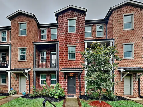 1777 Temple Ave #G Photo 1
