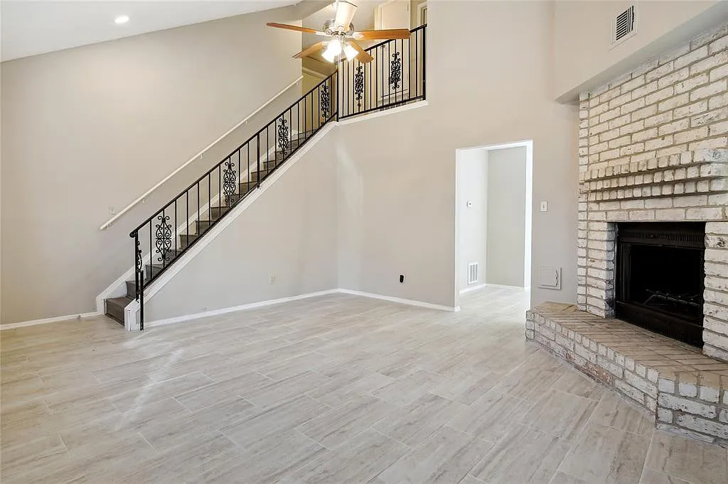 3 bed, 2.5 bath, 1782 sqft, $1,800 — Photo 2