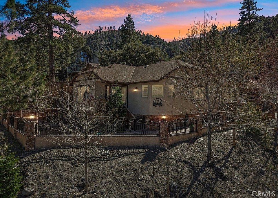 1st image of 5319 Desert View Dr