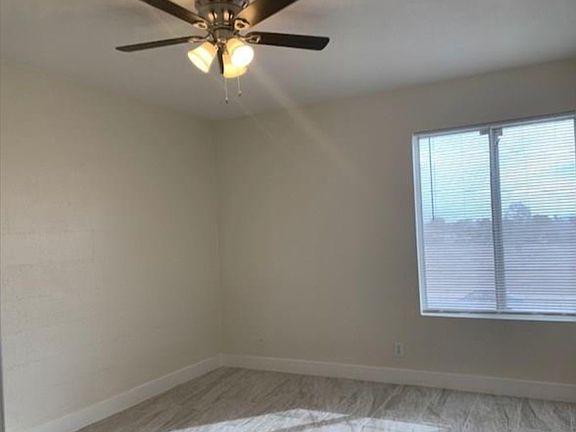 5th image of 3450 Villa Knolls West Dr