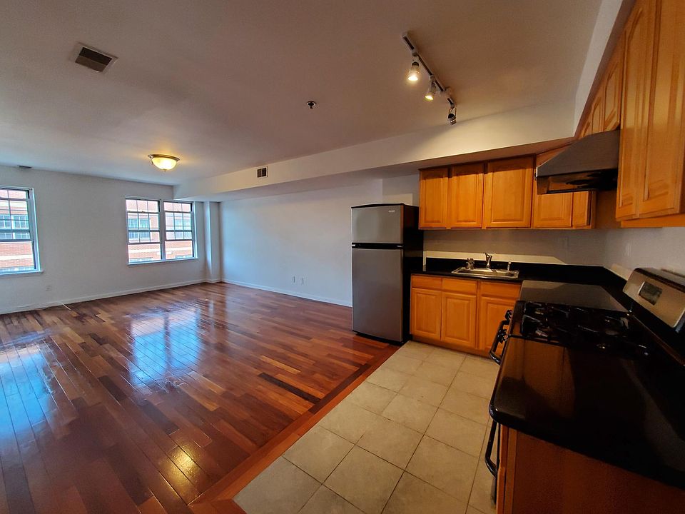 1118 Buttonwood St, Philadelphia, PA 19123 Zillow