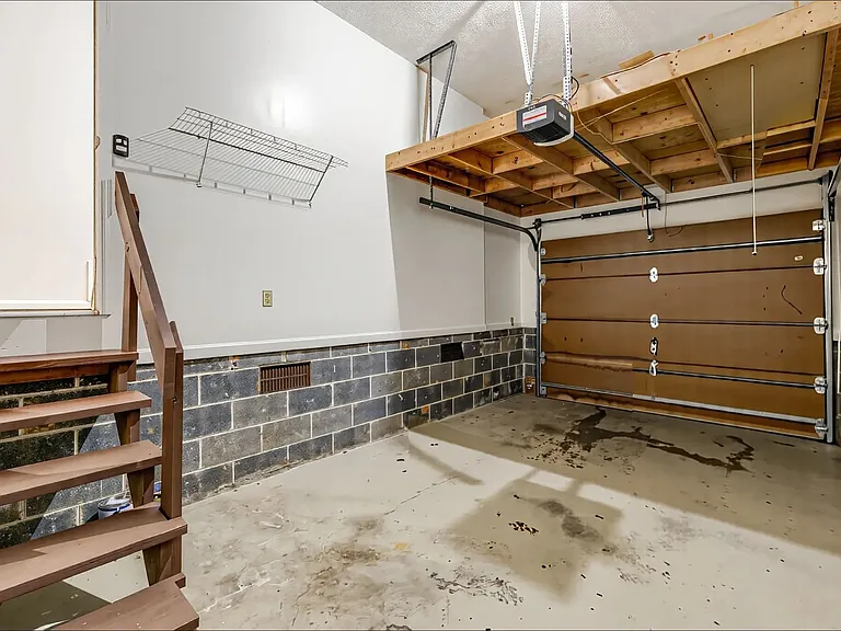 103 Parkway Vista Dr — Photo 28
