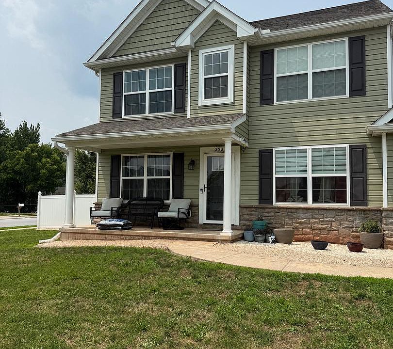 2nd image of 250 Callie Dr