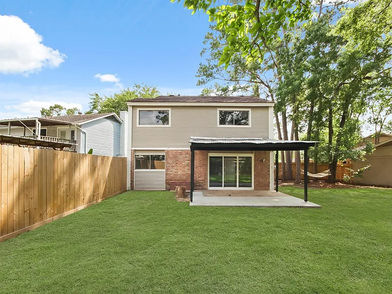 19511 Pine Echo Dr — Photo 23