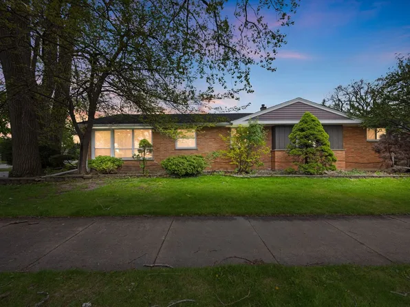 9200 Kedvale Ave, Skokie, IL 60076