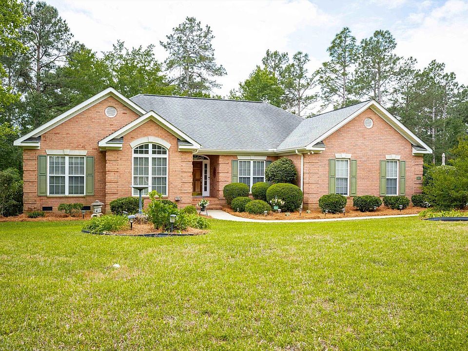 1st image of 113 Sweetbay Dr