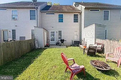 239 Morningside Dr — Photo 5