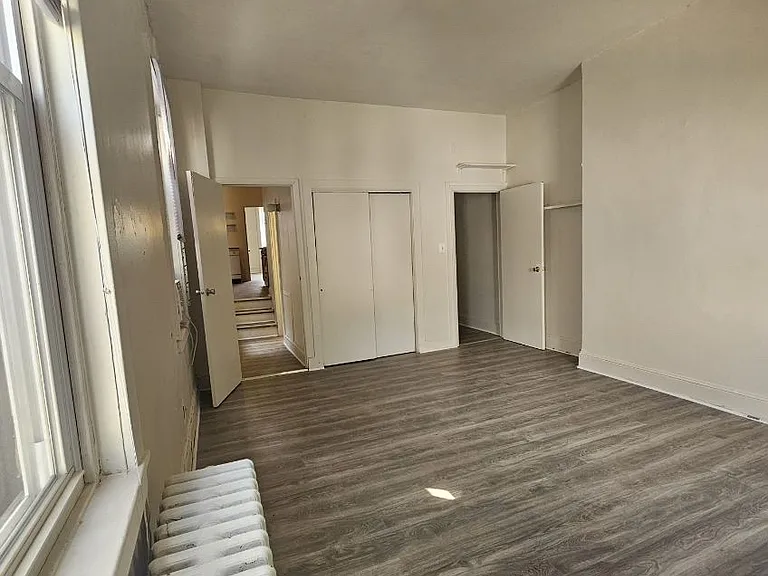 4023 Locust St #2 — Photo 12
