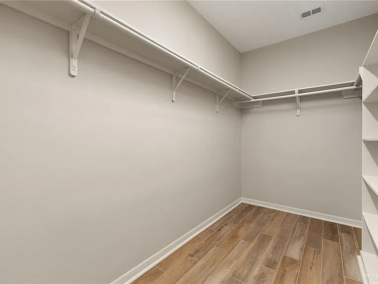 1403 E Sonador Dr S — Photo 9