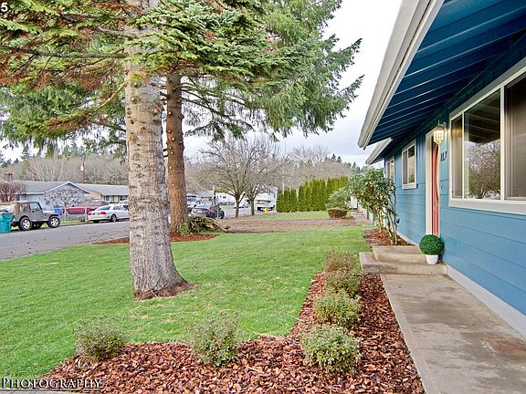 2nd image of 2817 NE 97th Ave