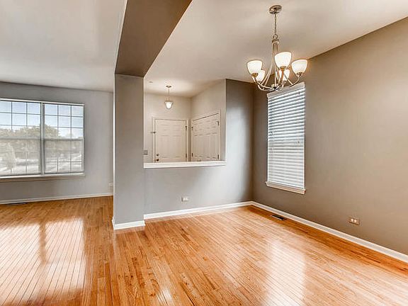 5th image of 326 S Prospect Ave