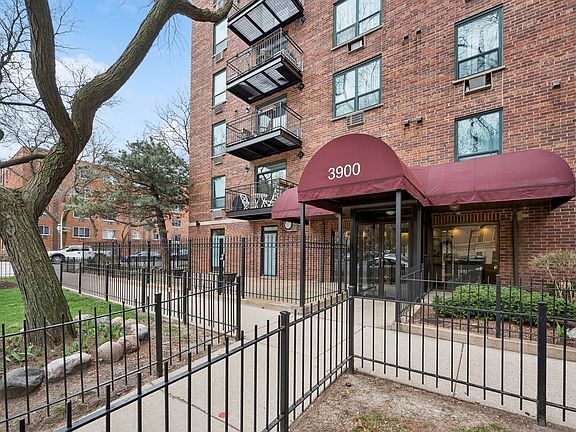2nd image of 3900 N Pine Grove Ave APT 811