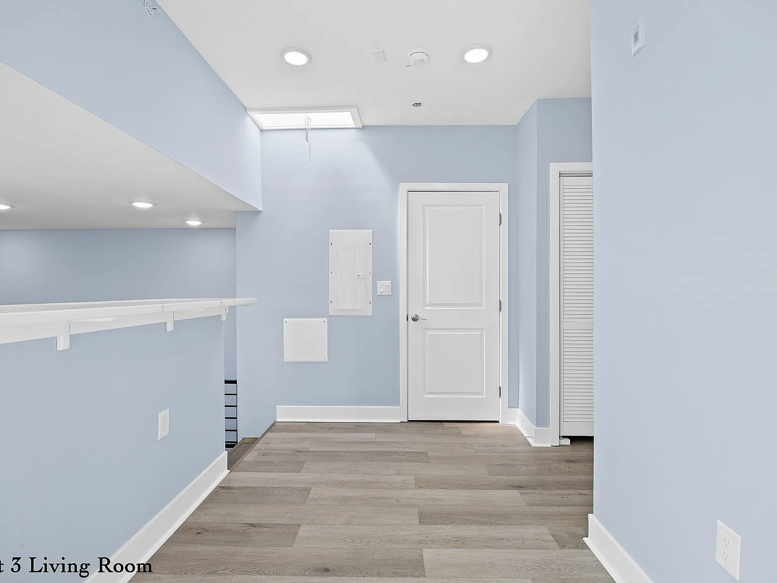 3-Bedroom, 2-Bath Apartment Just Blocks from Temple University — Photo 3