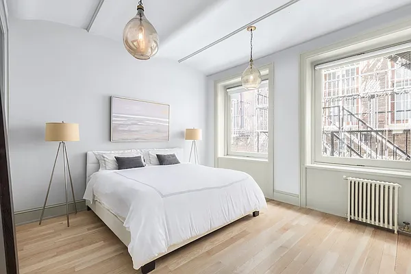 Sold by Compass | media 6