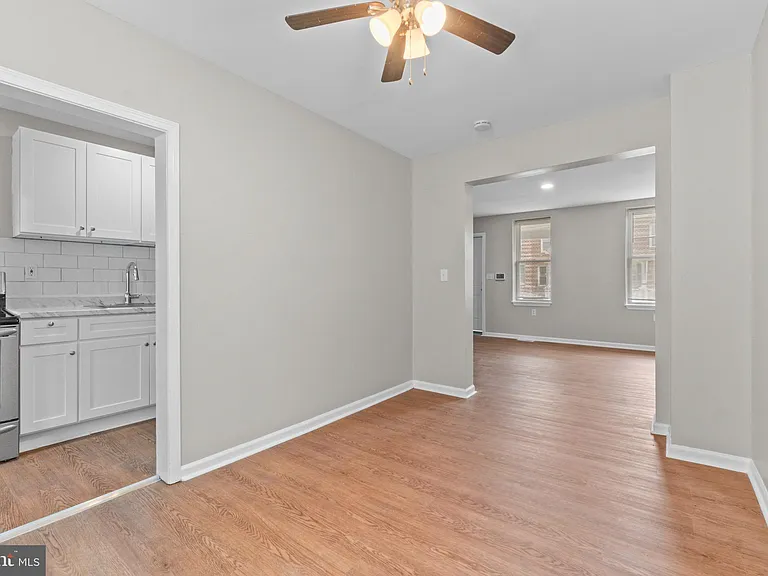 3427 Ravenwood Ave — Photo 8