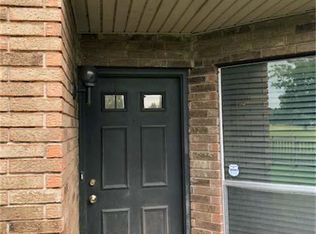 15960 Seahorse Dr, Houston, TX 77062