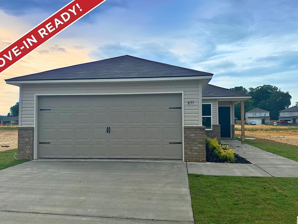 1st image of 871 Lora Ln