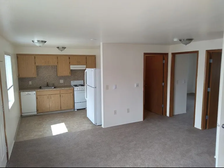 Kings Pointe — Photo 1