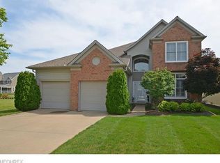 4235 Queens Gate, Avon, OH 44011