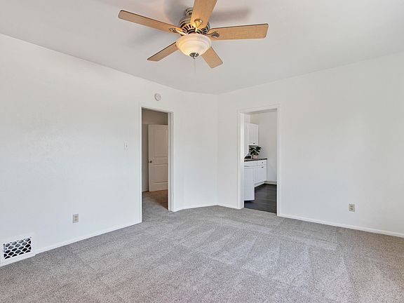 4th image of 392 N Clarkson St #B