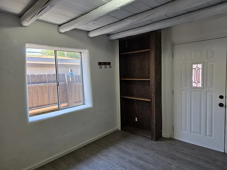 117 1/2 Jimenez St — Photo 4