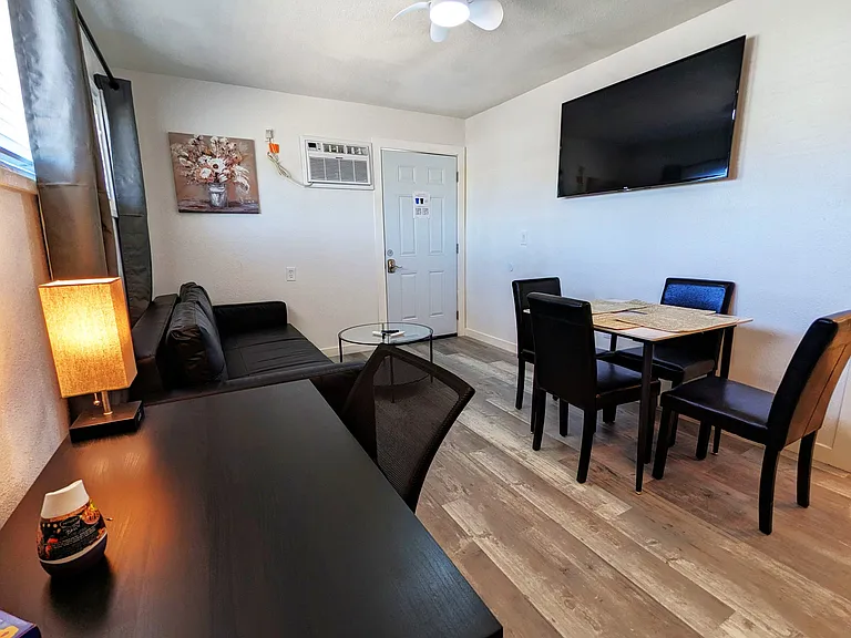 4220 Clairemont Dr #2 — Photo 16