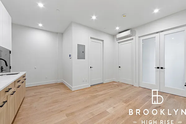 Rented by Brooklyn High Rise LLC | media 10