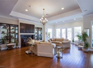 16 Panorama Crest Ave, Las Vegas, NV 89135