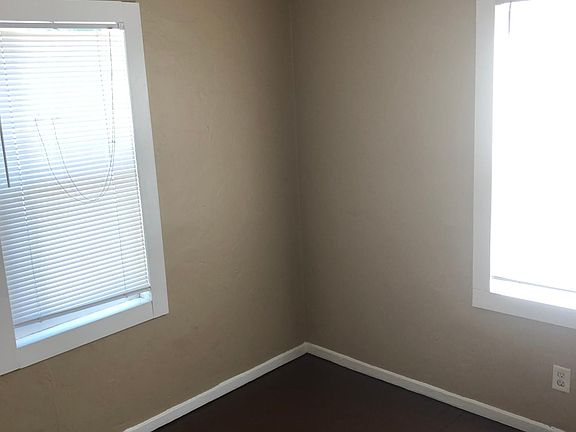 3rd image of 5022 8th Ave S