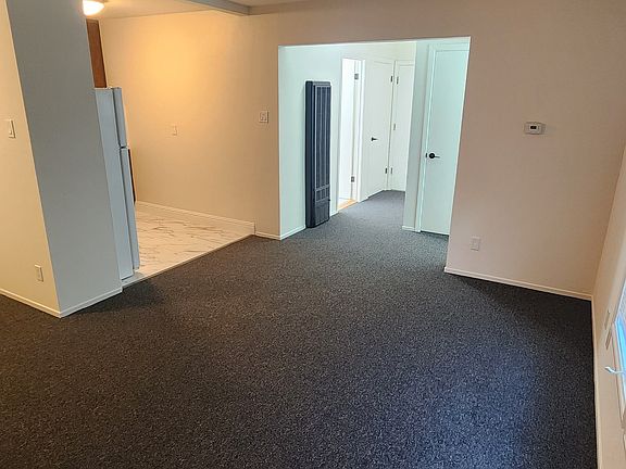 3rd image of 3075 22nd St Unit 203