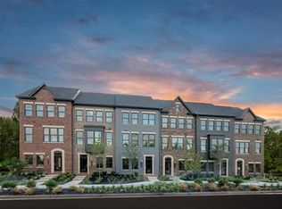 13224 Lake Waterview Way, Herndon, VA 20171