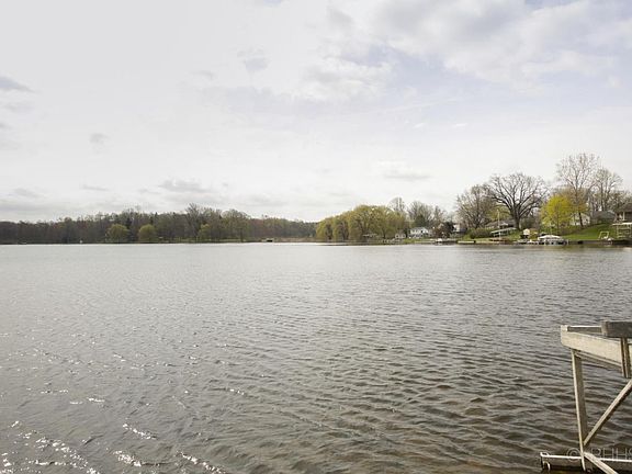 15461 barton lake drive-104