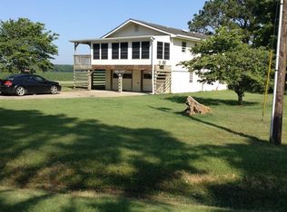 107 Soundside Dr, Hertford, NC 27944