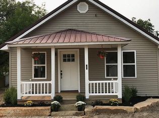 73 Roofener St, Camdenton, MO 65020
