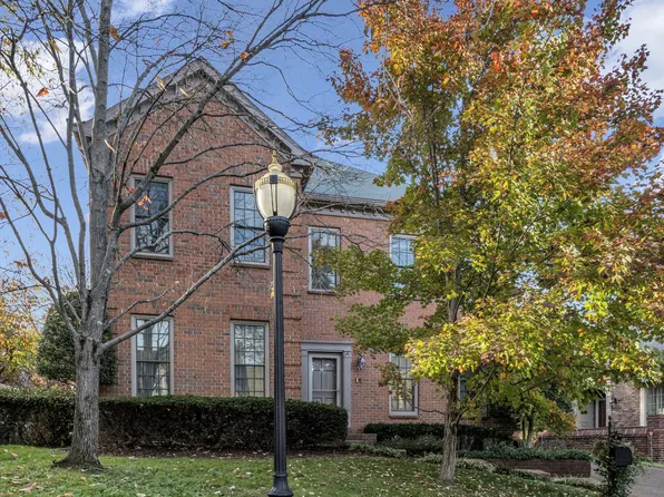 609 Chelmsford Pl, Nashville, TN 37215
